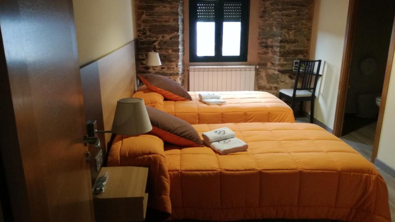 Albergue Pension Porta Santa Baleira 外观 照片